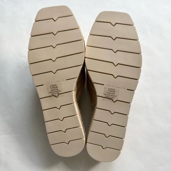 Vince Camuto Melysa Slide Sandals in Egyptian Gold NEW - Picture 5 of 7